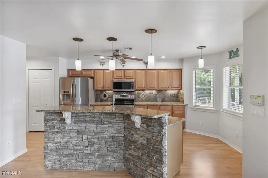 2870 Hickey Creek Road Alva FL 33920