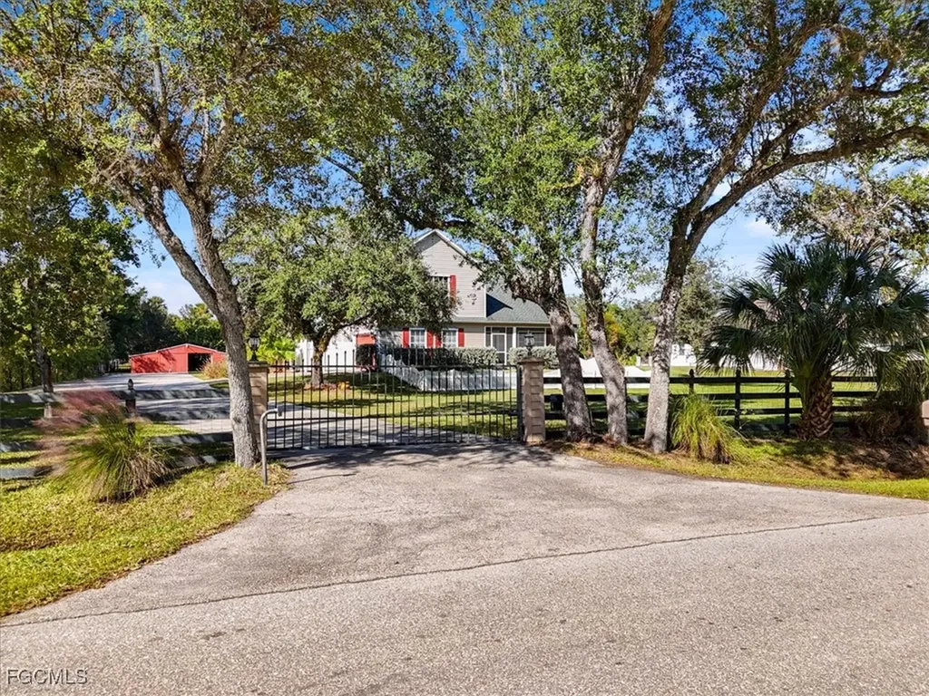 2870 Hickey Creek Road Alva FL 33920
