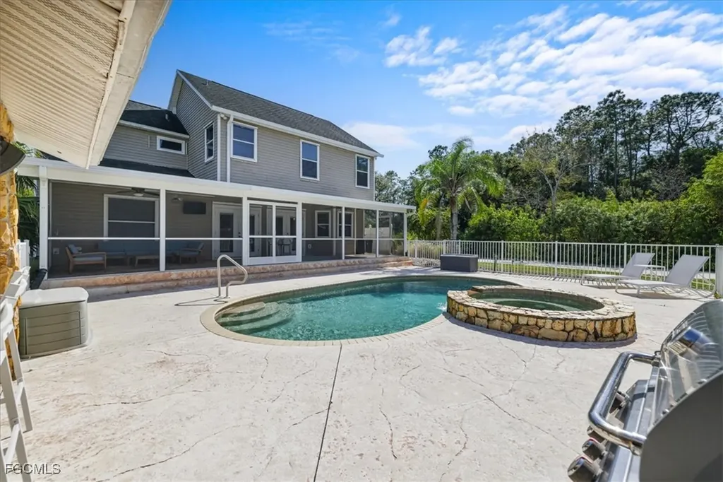 2870 Hickey Creek Road Alva FL 33920