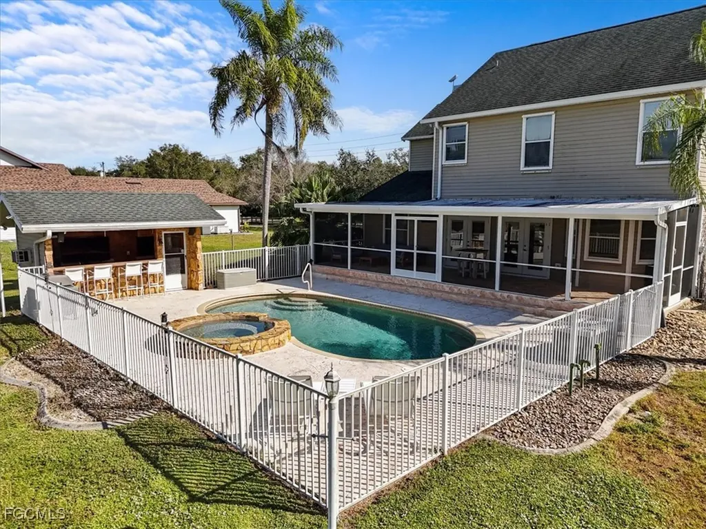 2870 Hickey Creek Road Alva FL 33920