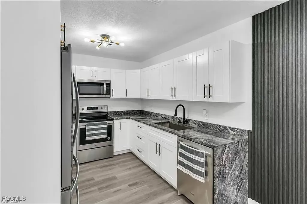 1675 Temple Terrace North Fort Myers FL 33917
