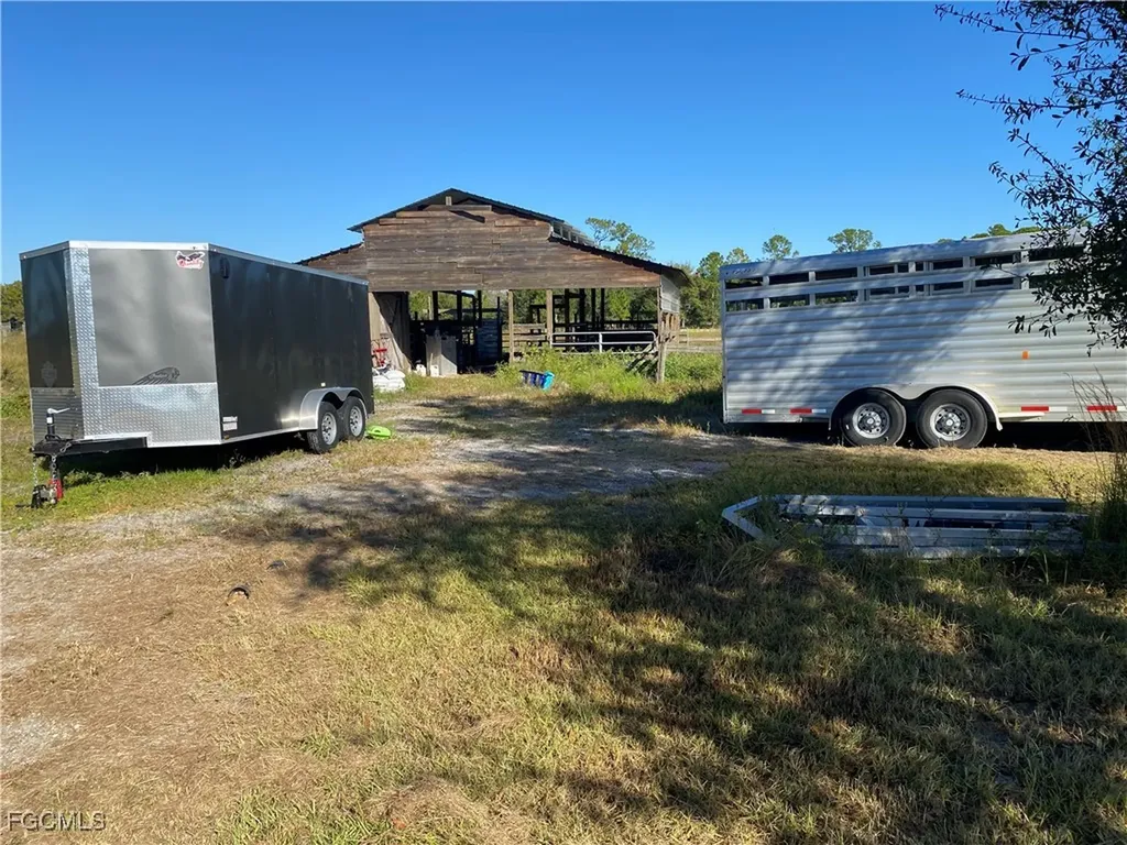 615 Kirby Thompson Road Fort Denaud FL 33935