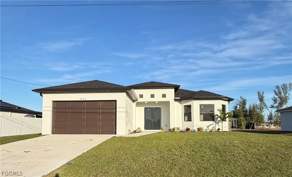 2227 NW 3rd Avenue Cape Coral FL 33993