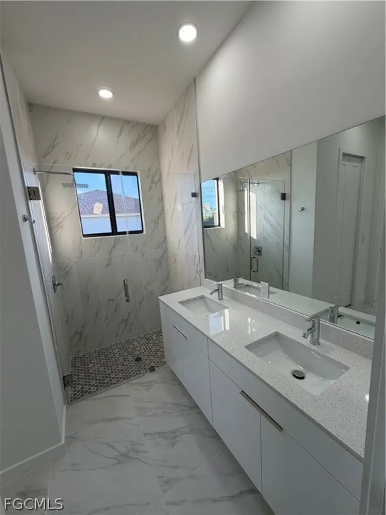2227 NW 3rd Avenue Cape Coral FL 33993
