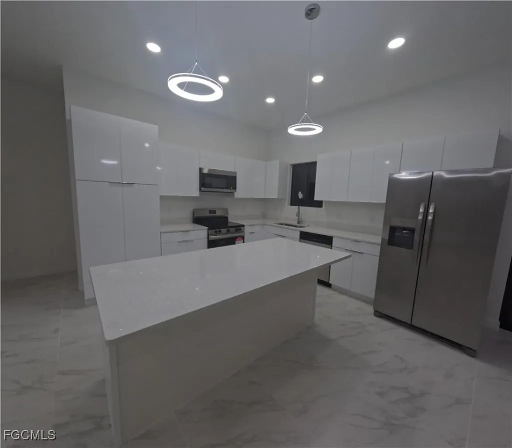 2227 NW 3rd Avenue Cape Coral FL 33993
