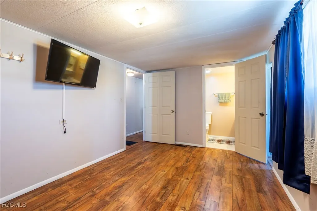 5558 Palm Beach Boulevard Fort Myers FL 33905