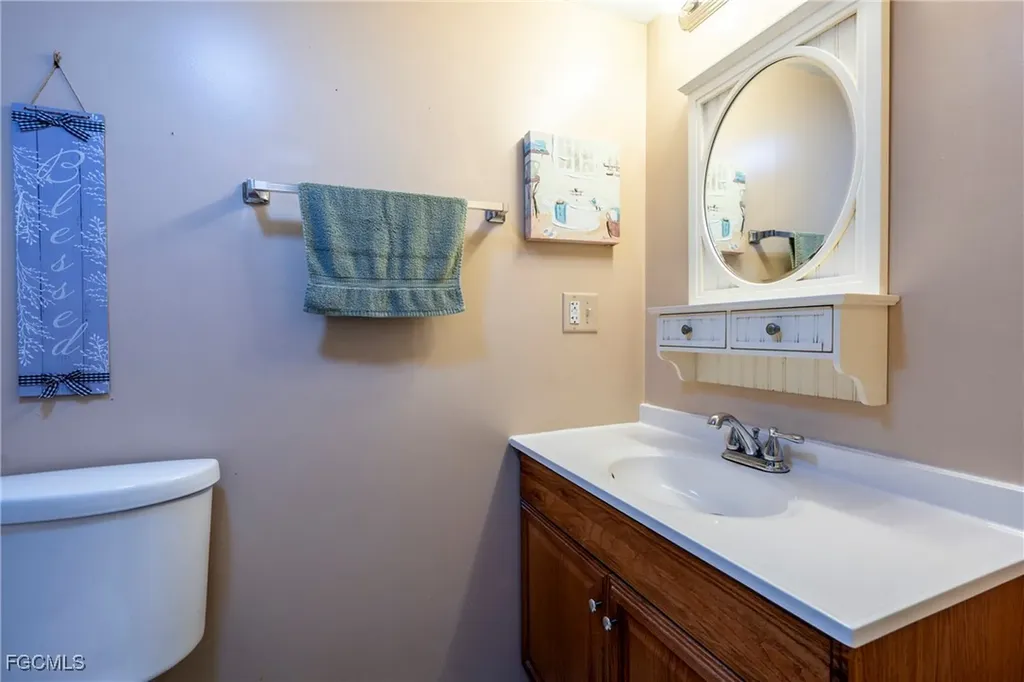 5558 Palm Beach Boulevard Fort Myers FL 33905