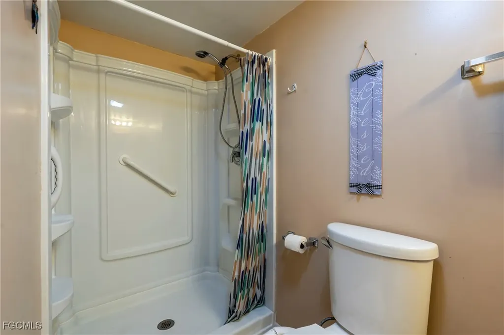 5558 Palm Beach Boulevard Fort Myers FL 33905