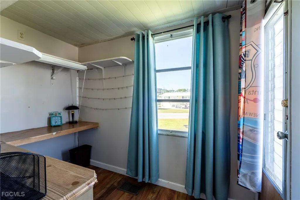 5558 Palm Beach Boulevard Fort Myers FL 33905