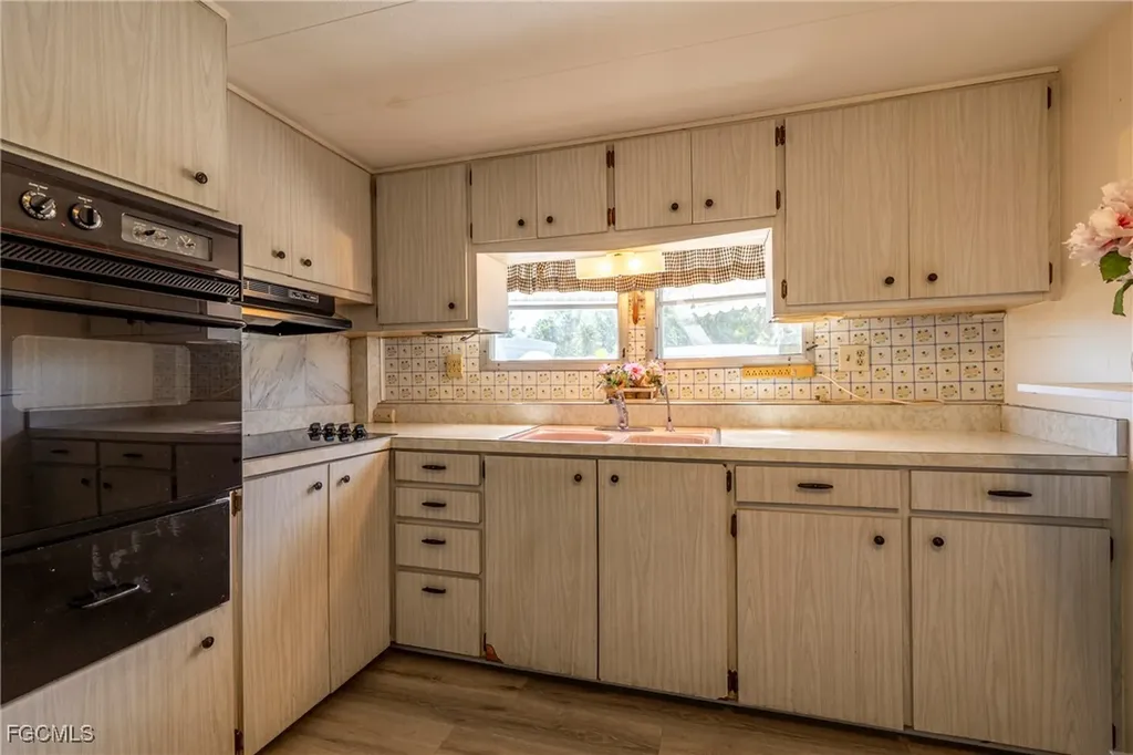 5558 Palm Beach Boulevard Fort Myers FL 33905