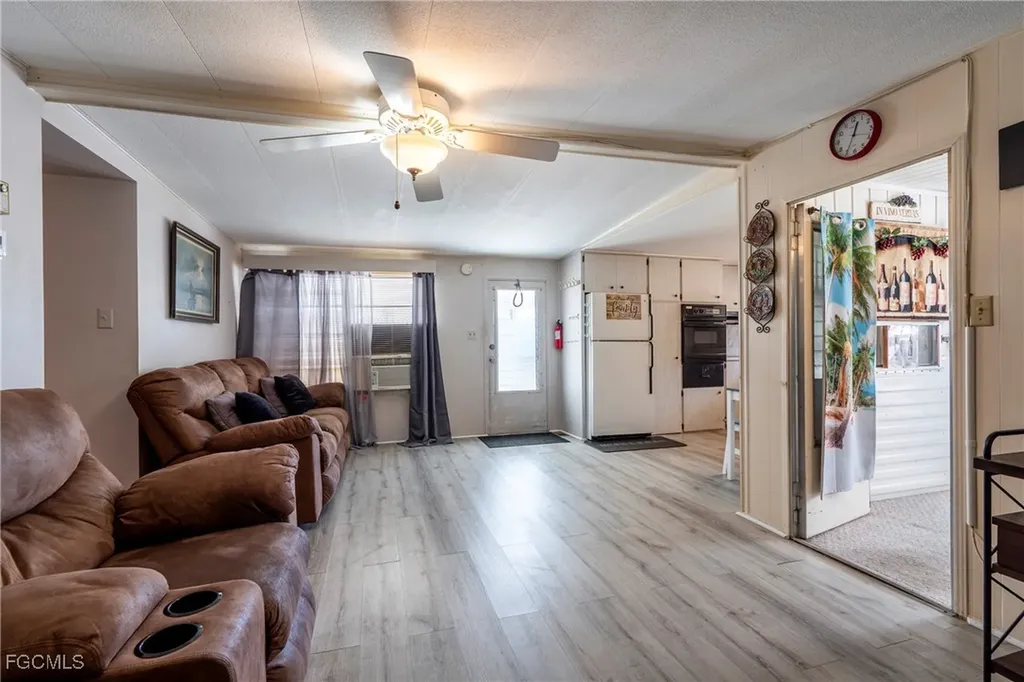 5558 Palm Beach Boulevard Fort Myers FL 33905