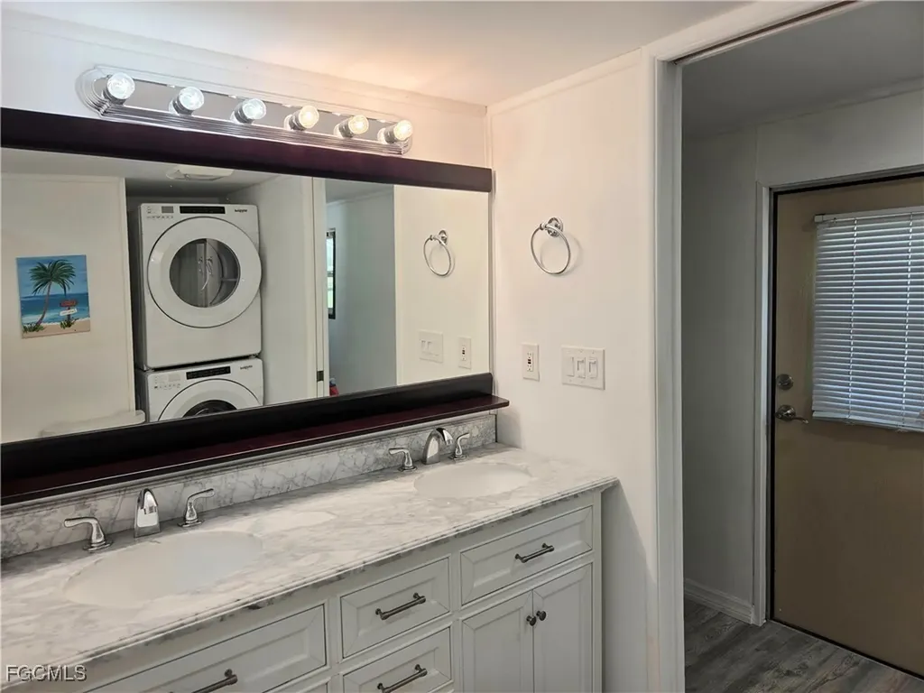 841 Winterest Drive North Fort Myers FL 33917