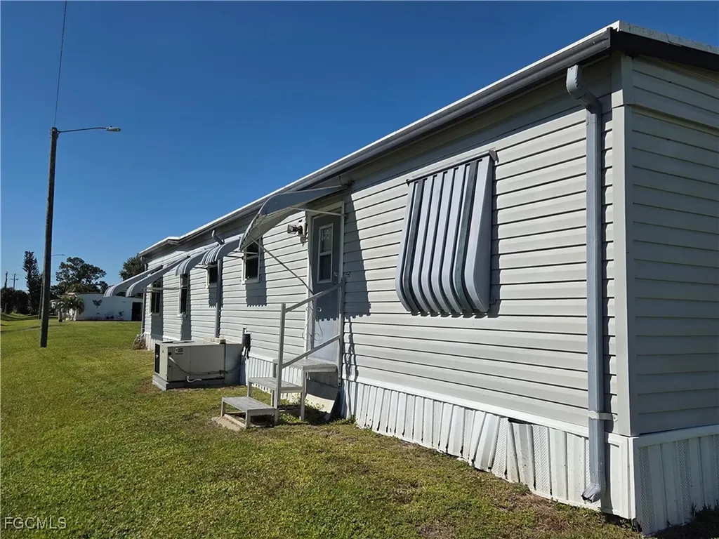 841 Winterest Drive North Fort Myers FL 33917