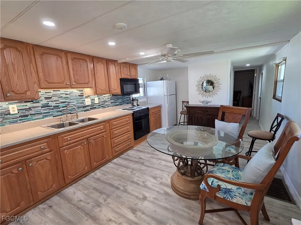 841 Winterest Drive North Fort Myers FL 33917