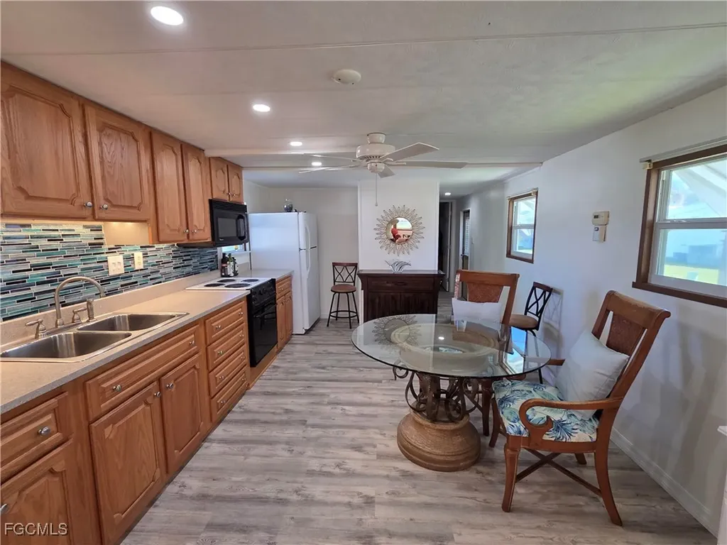 841 Winterest Drive North Fort Myers FL 33917