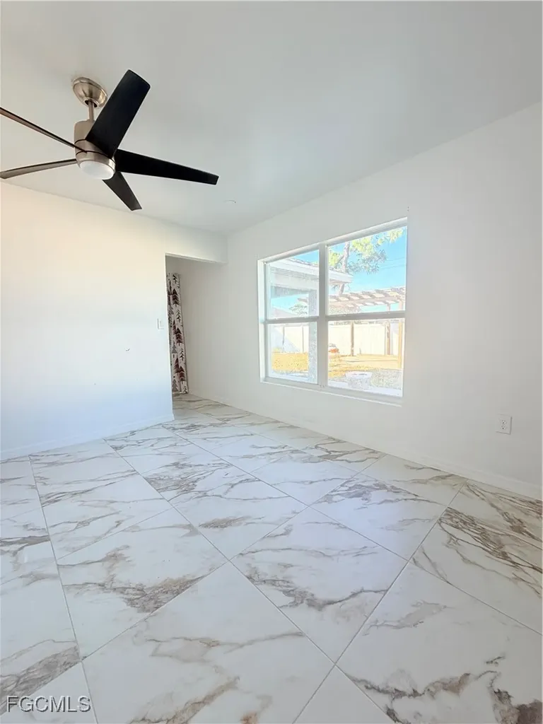 1010 NE 1st Avenue Cape Coral FL 33909