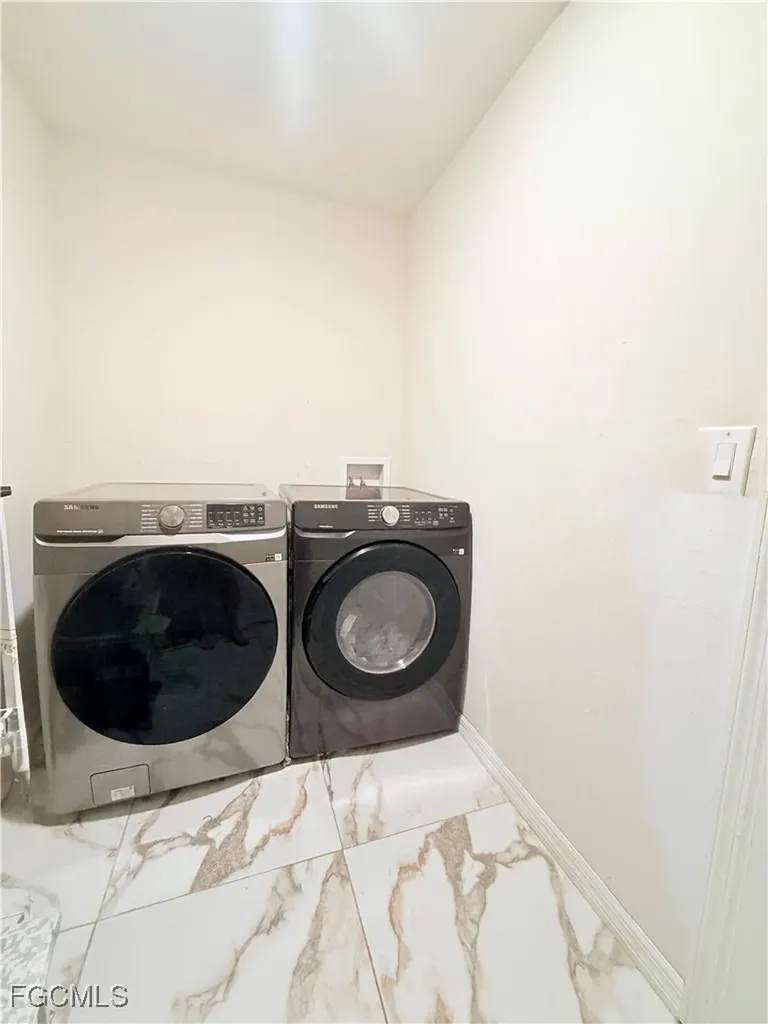 1010 NE 1st Avenue Cape Coral FL 33909