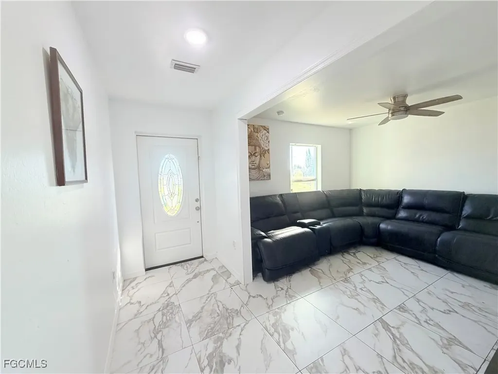1010 NE 1st Avenue Cape Coral FL 33909