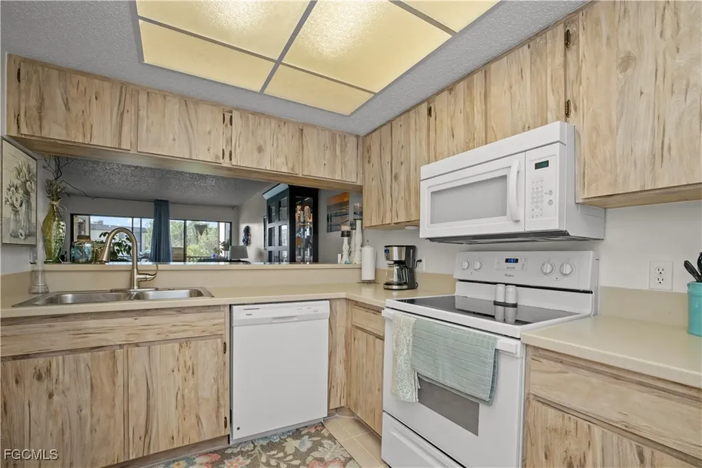 1999 Kings Highway Punta Gorda FL 33980