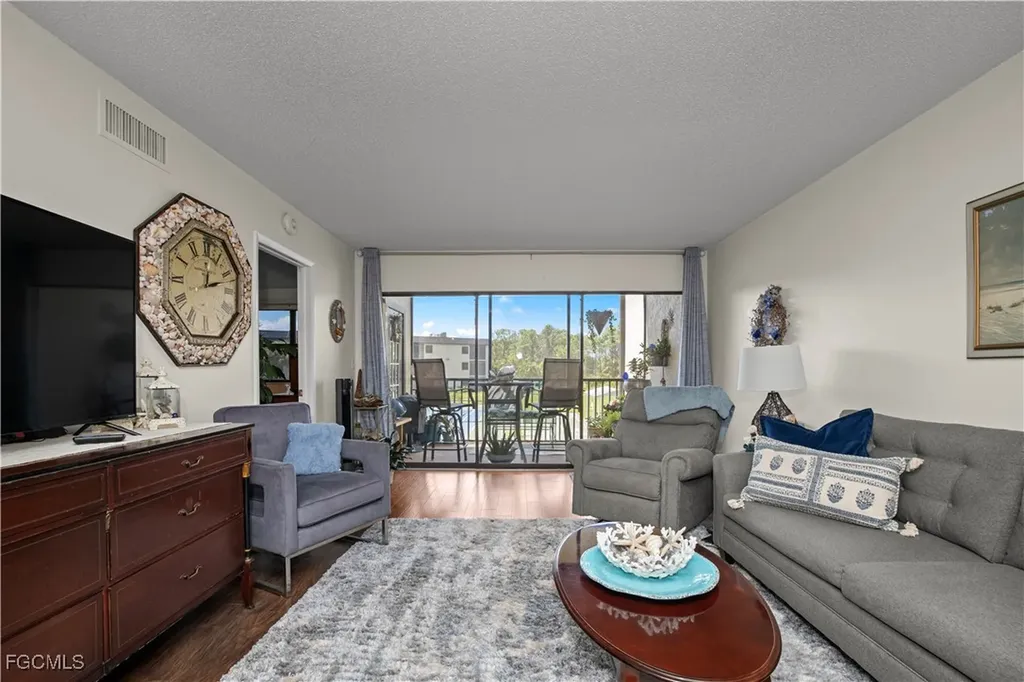 1999 Kings Highway Punta Gorda FL 33980