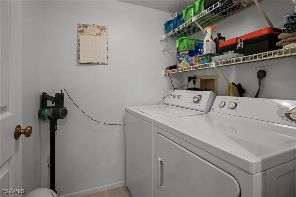 1999 Kings Highway Punta Gorda FL 33980