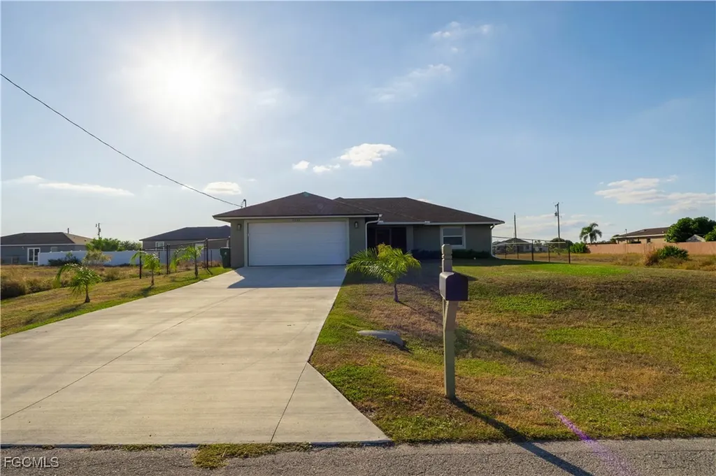 7009 Lotus Circle Labelle FL 33935