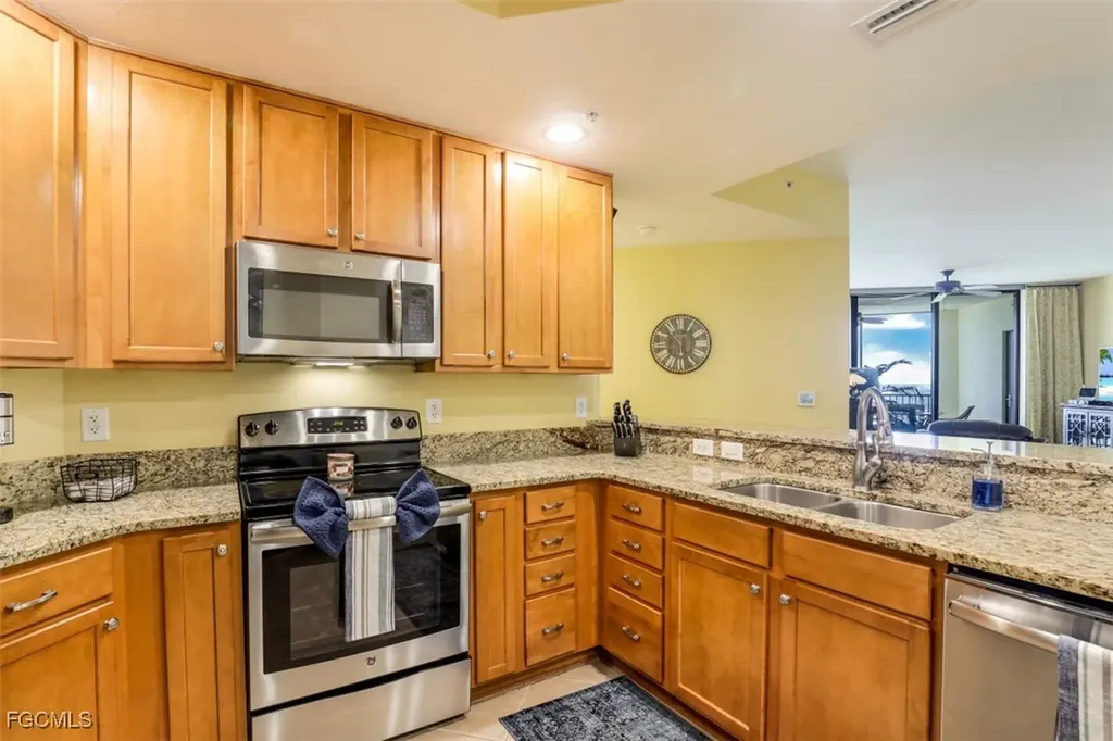 5793 Cape Harbour Drive Cape Coral FL 33914