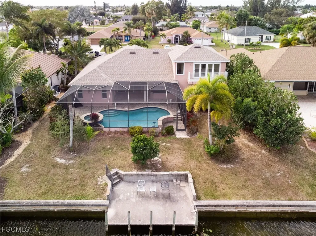 325 SE 21st Street Cape Coral FL 33990