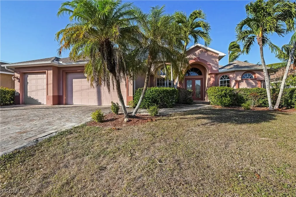 325 SE 21st Street Cape Coral FL 33990