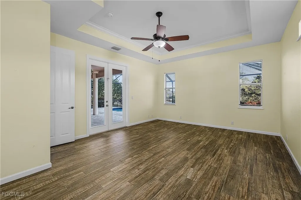 325 SE 21st Street Cape Coral FL 33990