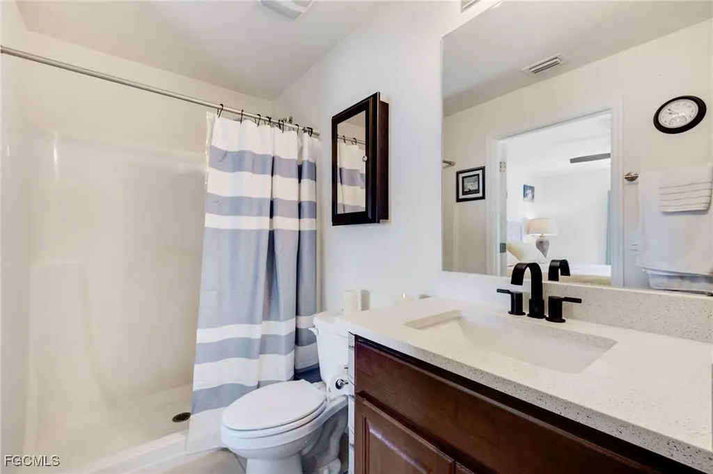 1728 S Gator Circle Cape Coral FL 33909