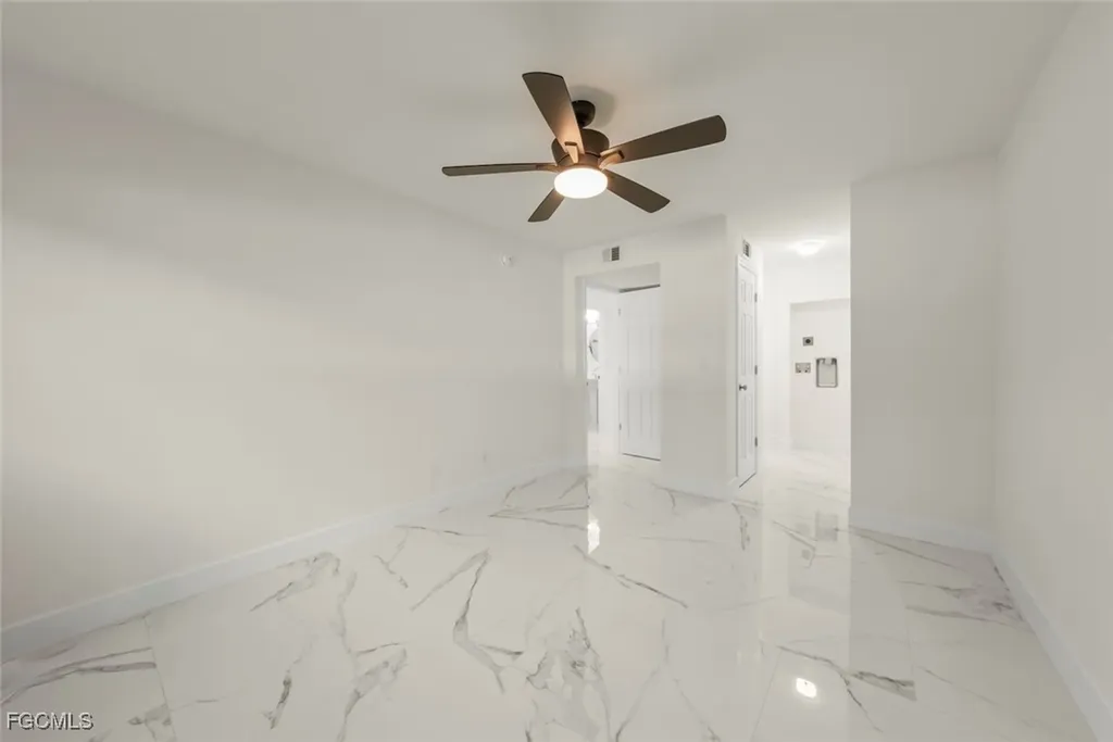 561 Periwinkle Way Sanibel FL 33957