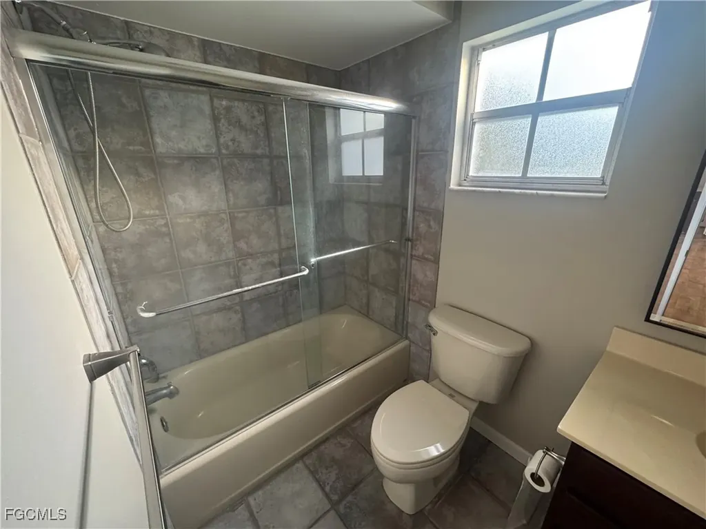 7019 Cedarhurst Drive Fort Myers FL 33919