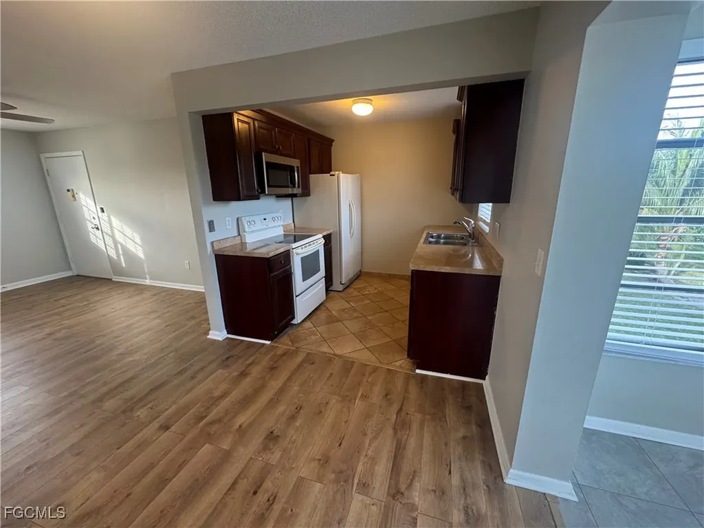 7019 Cedarhurst Drive Fort Myers FL 33919