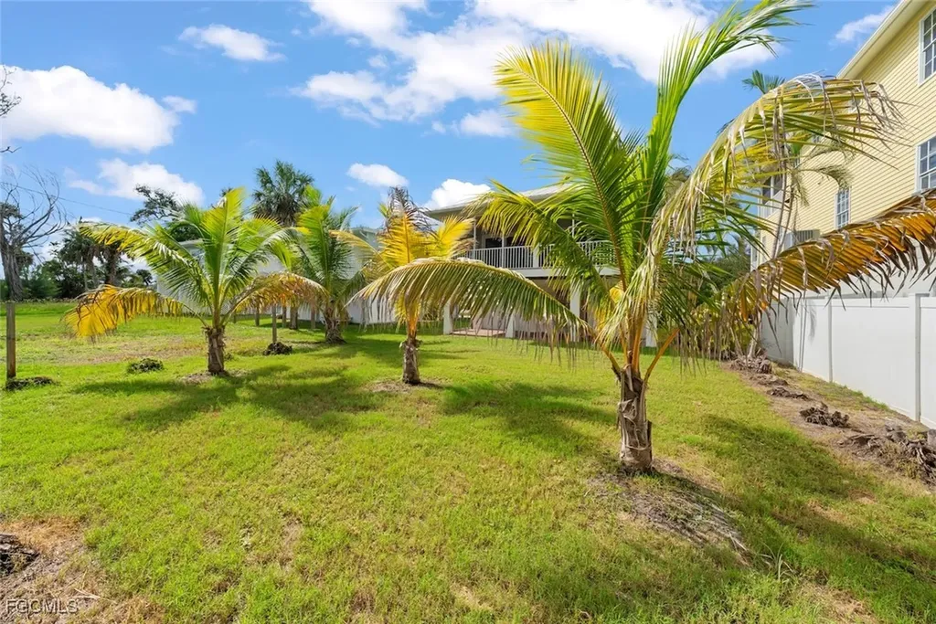 5379 Palmetto Street Fort Myers Beach FL 33931