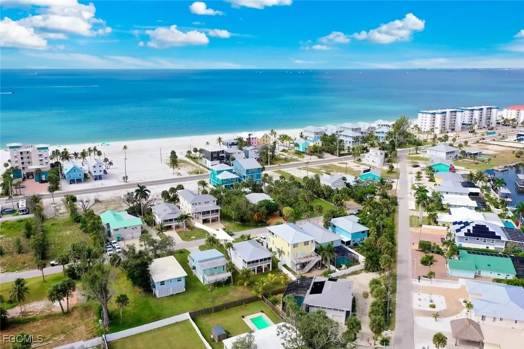 5379 Palmetto Street Fort Myers Beach FL 33931