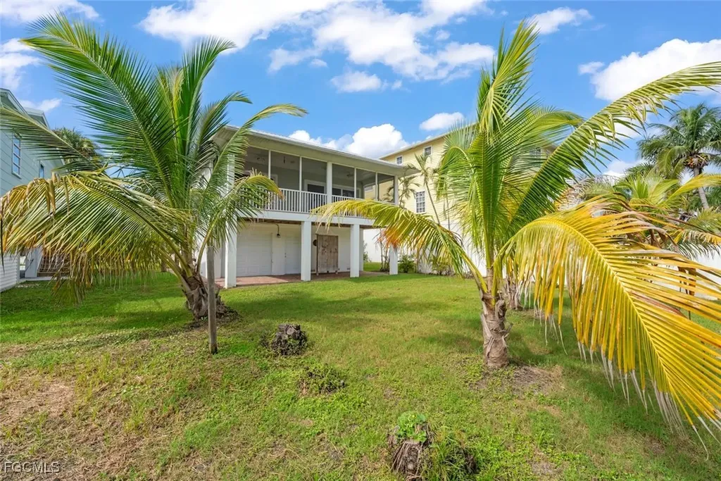 5379 Palmetto Street Fort Myers Beach FL 33931