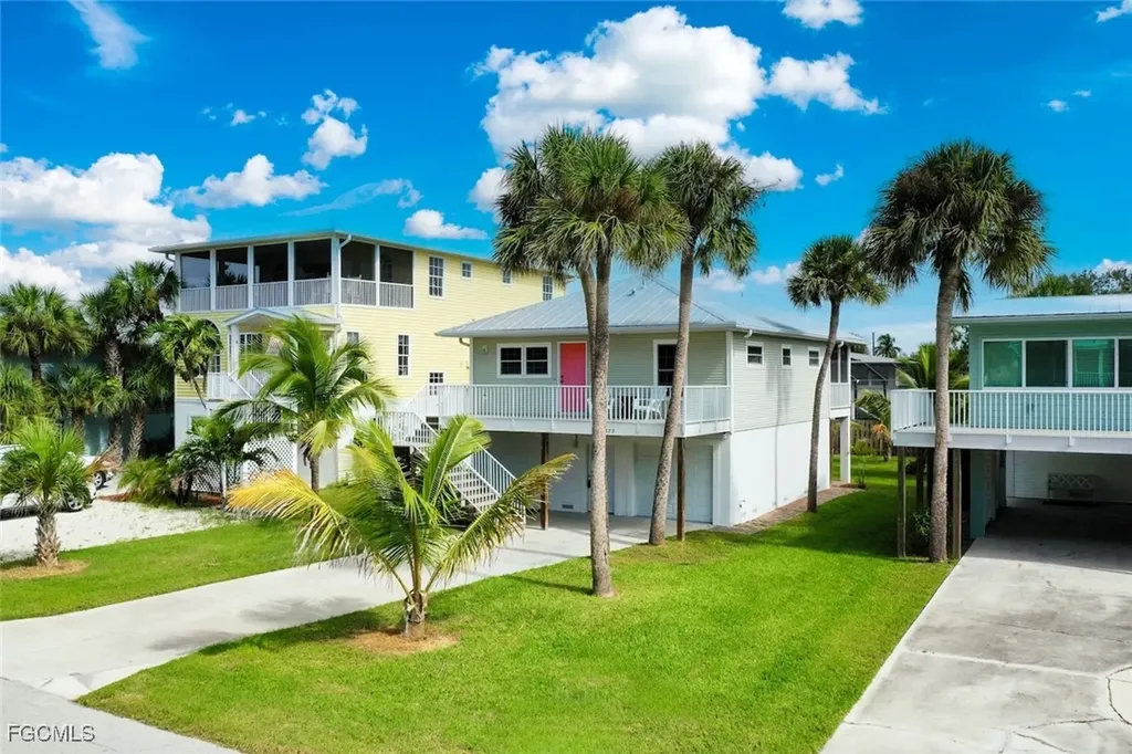5379 Palmetto Street Fort Myers Beach FL 33931