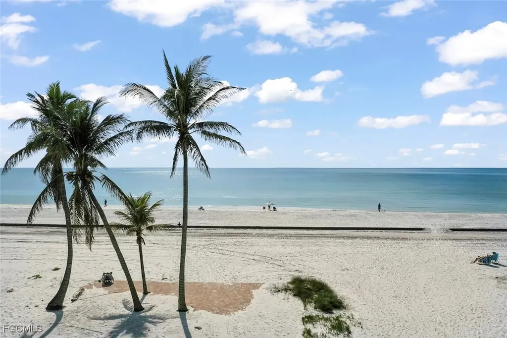 5379 Palmetto Street Fort Myers Beach FL 33931