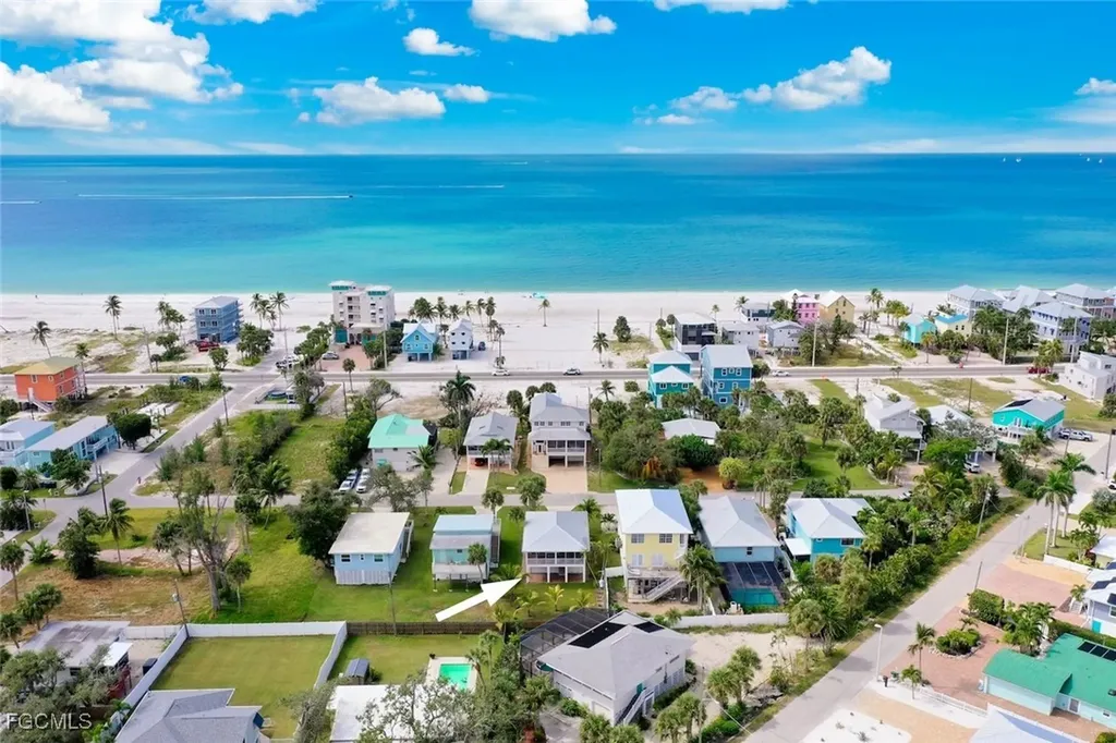 5379 Palmetto Street Fort Myers Beach FL 33931