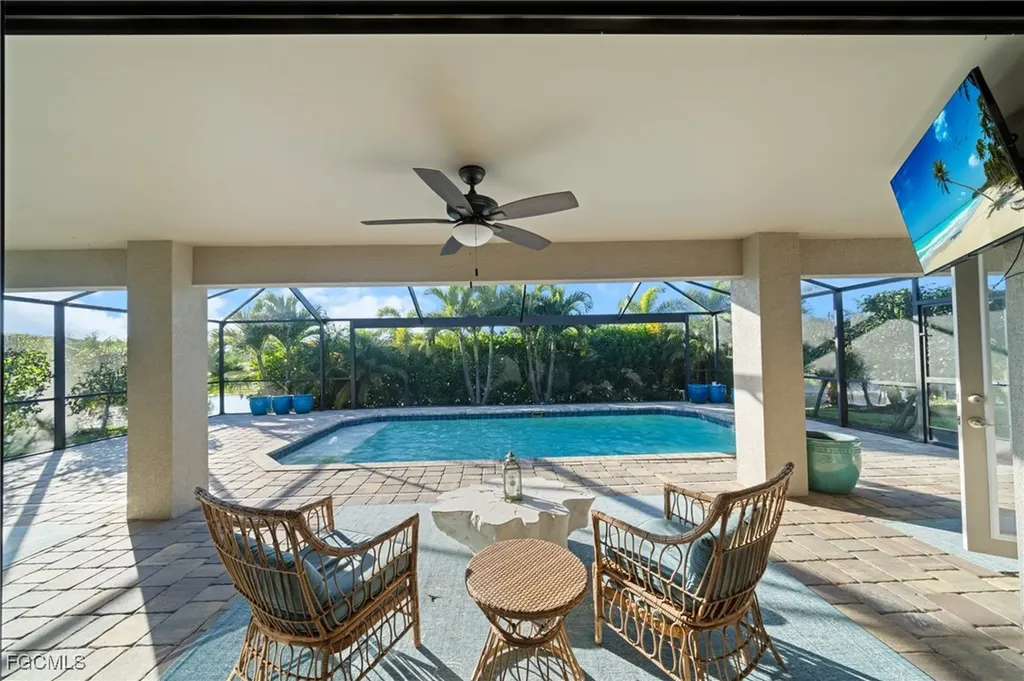 328 SW 26th Avenue Cape Coral FL 33991