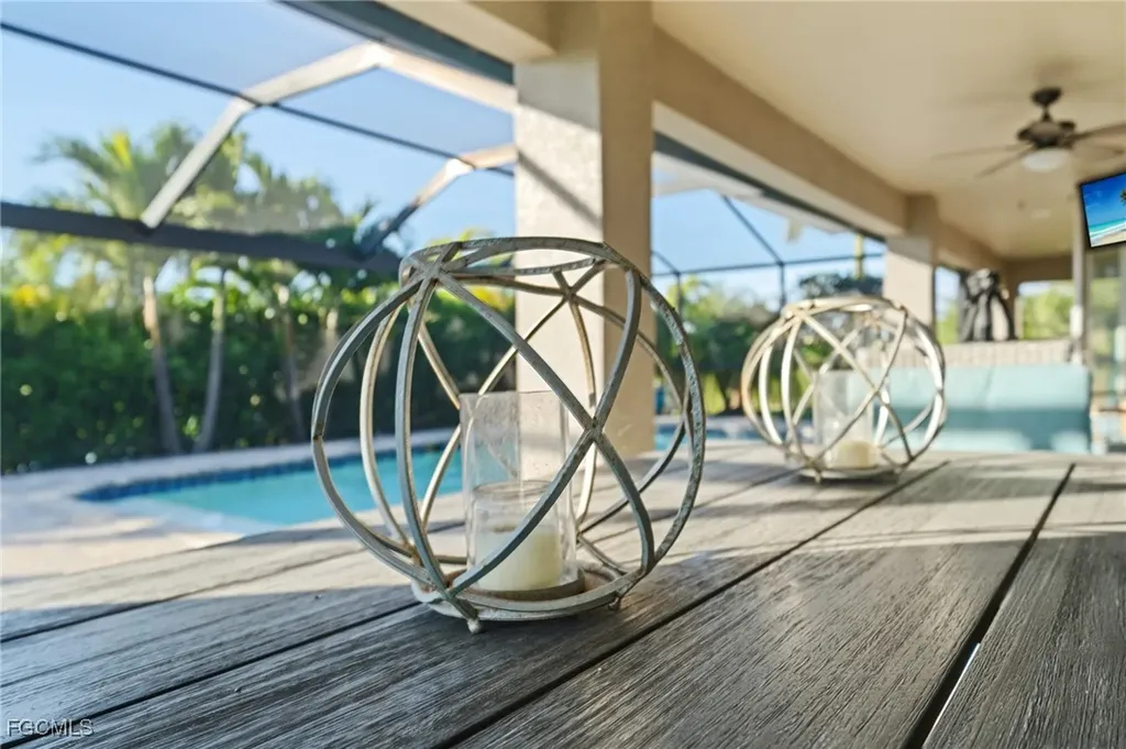 328 SW 26th Avenue Cape Coral FL 33991