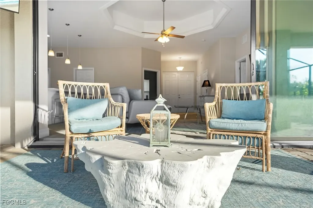 328 SW 26th Avenue Cape Coral FL 33991