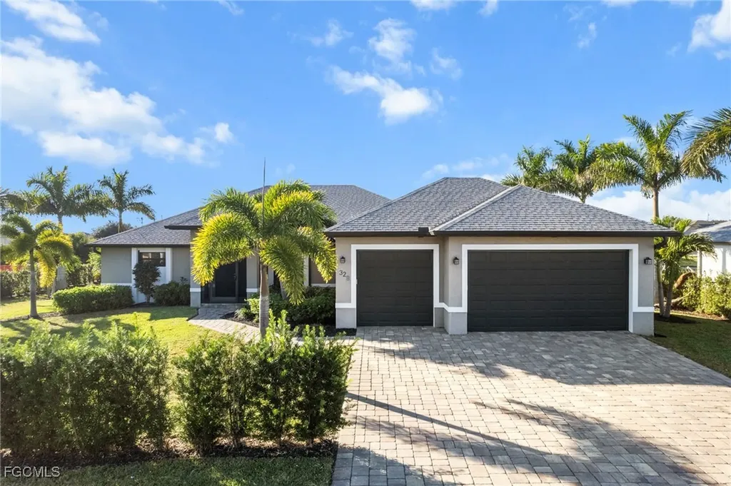 328 SW 26th Avenue Cape Coral FL 33991