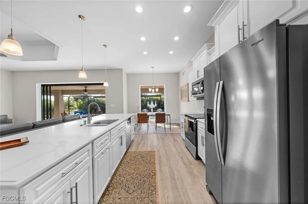 328 SW 26th Avenue Cape Coral FL 33991