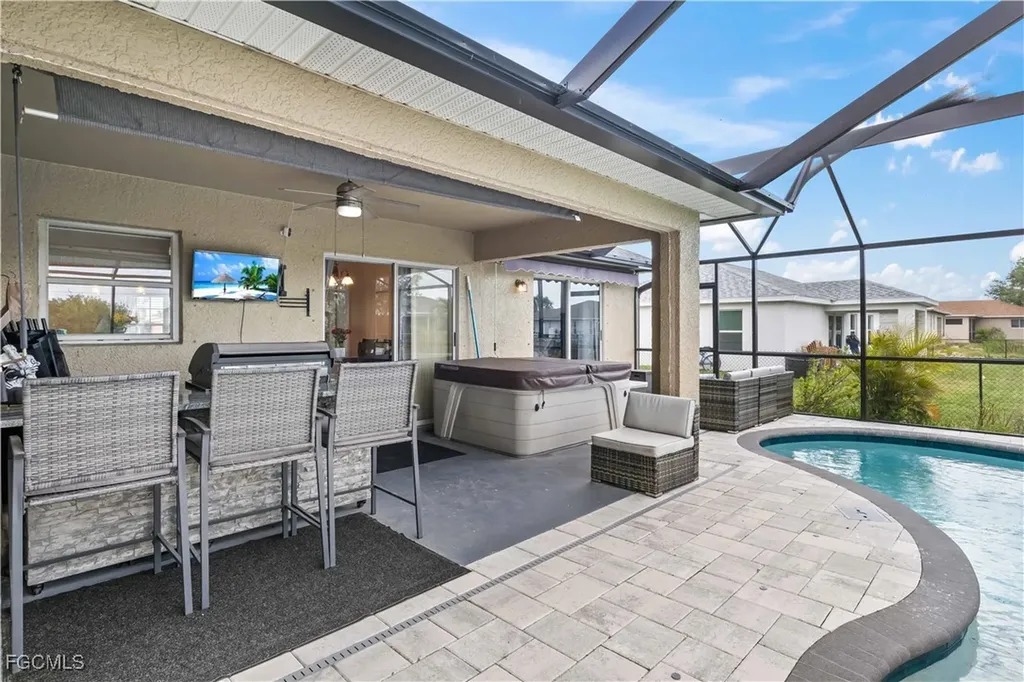 927 NW 12th Terrace Cape Coral FL 33993