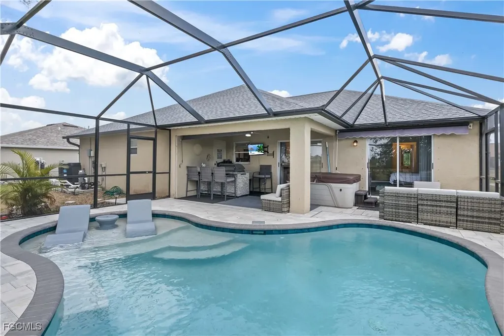 927 NW 12th Terrace Cape Coral FL 33993