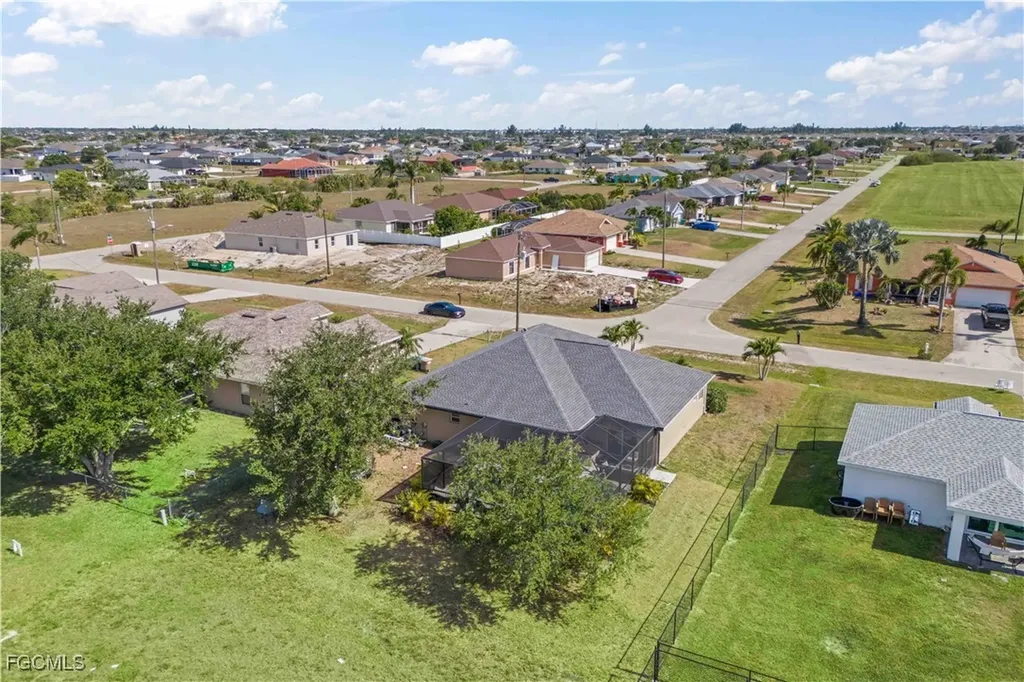 927 NW 12th Terrace Cape Coral FL 33993