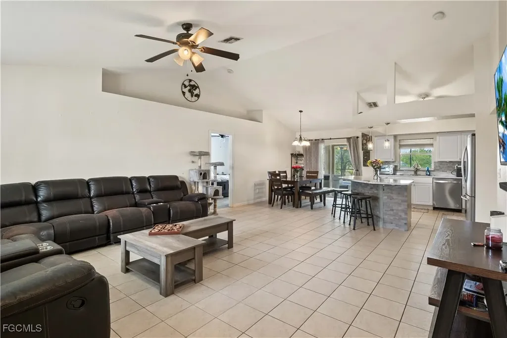 927 NW 12th Terrace Cape Coral FL 33993
