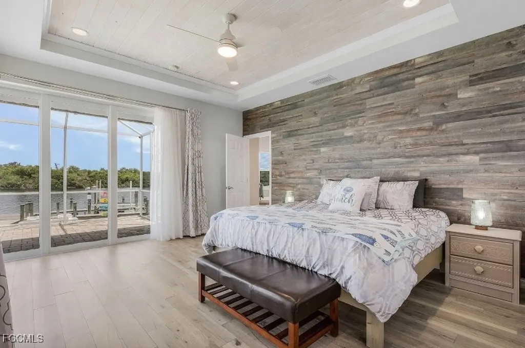 4885 E Riverside Drive Fort Myers FL 33905